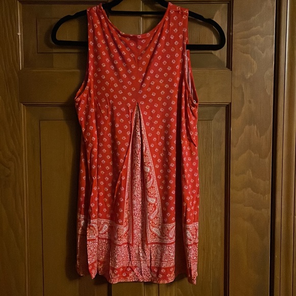 Fun spring tank - Picture 3 of 4